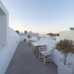 Central-Fira-Suites-ott-holidays-6